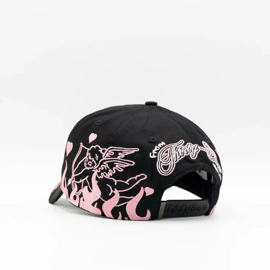 31 HATS NY PEARLS IN LOVE