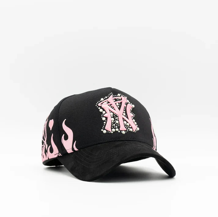 31 HATS NY PEARLS IN LOVE